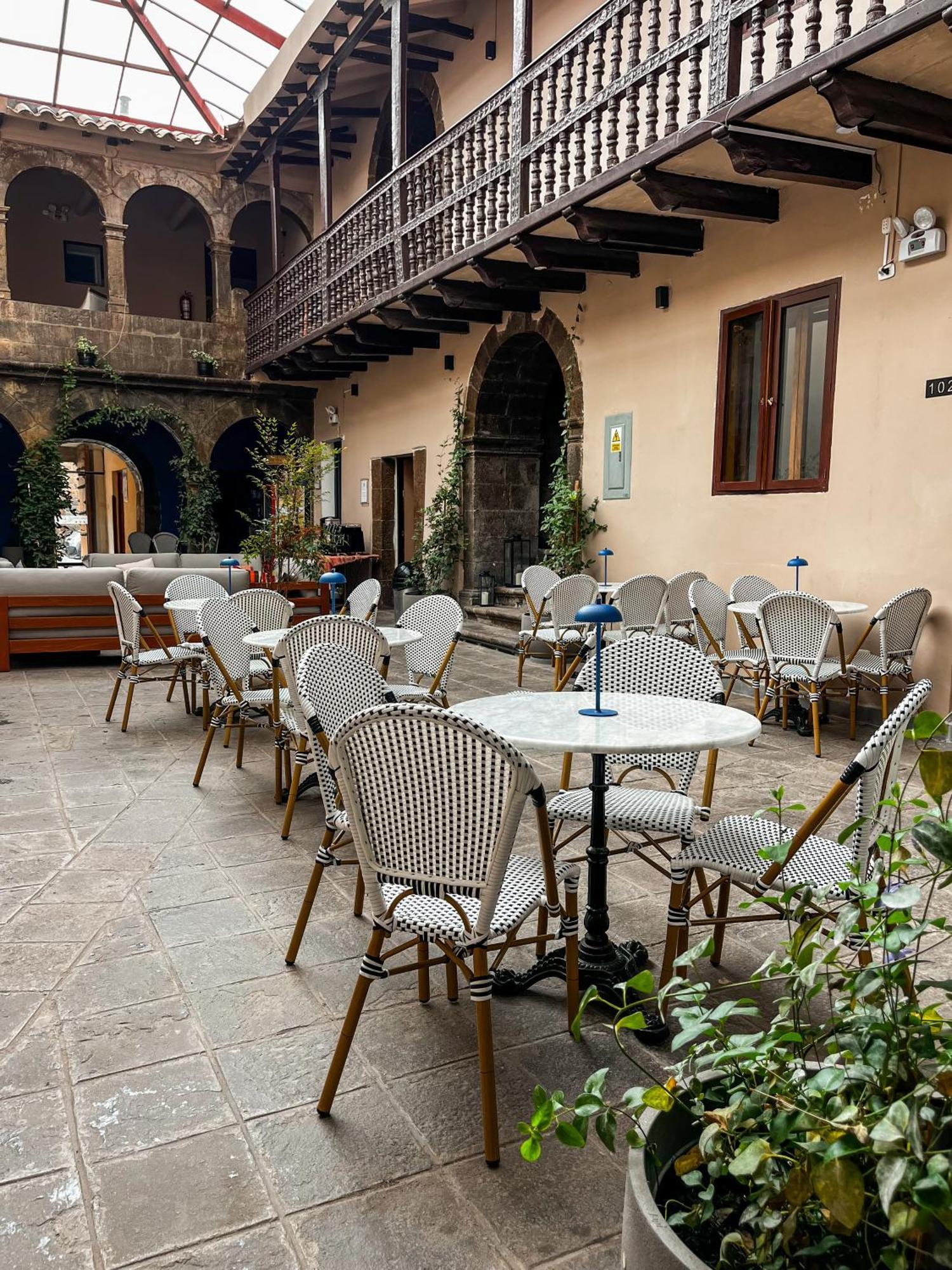 Plaza Saphi Hotel 3*
