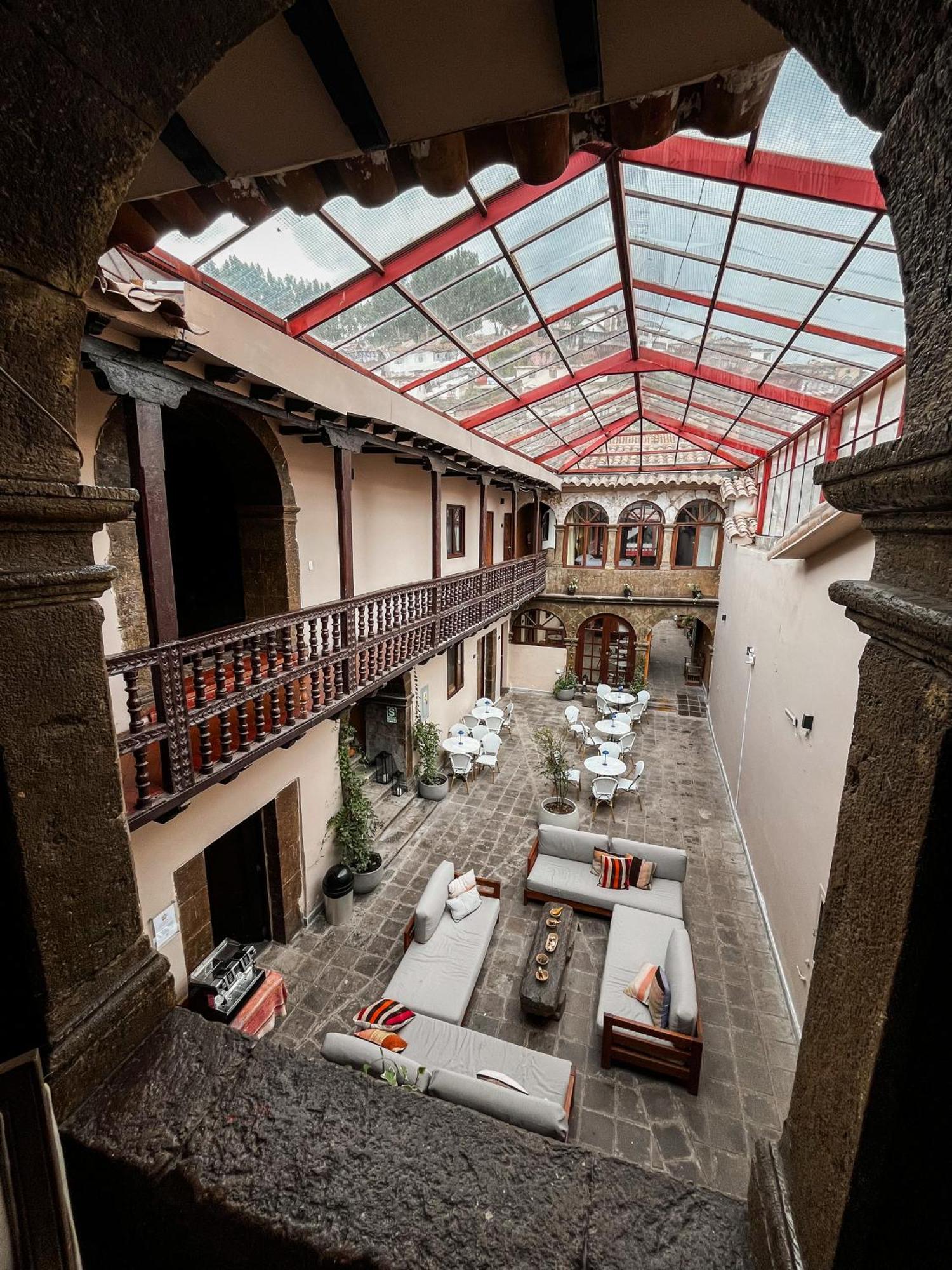 Plaza Saphi Hotel