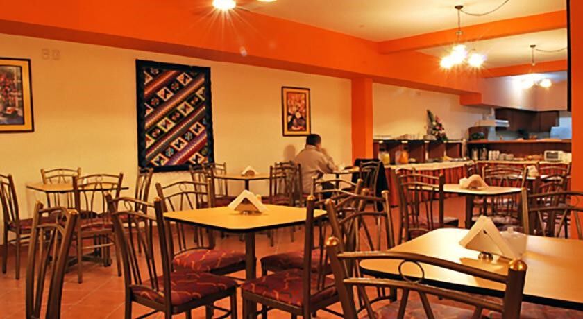 Plaza Saphi Hotel 3*
