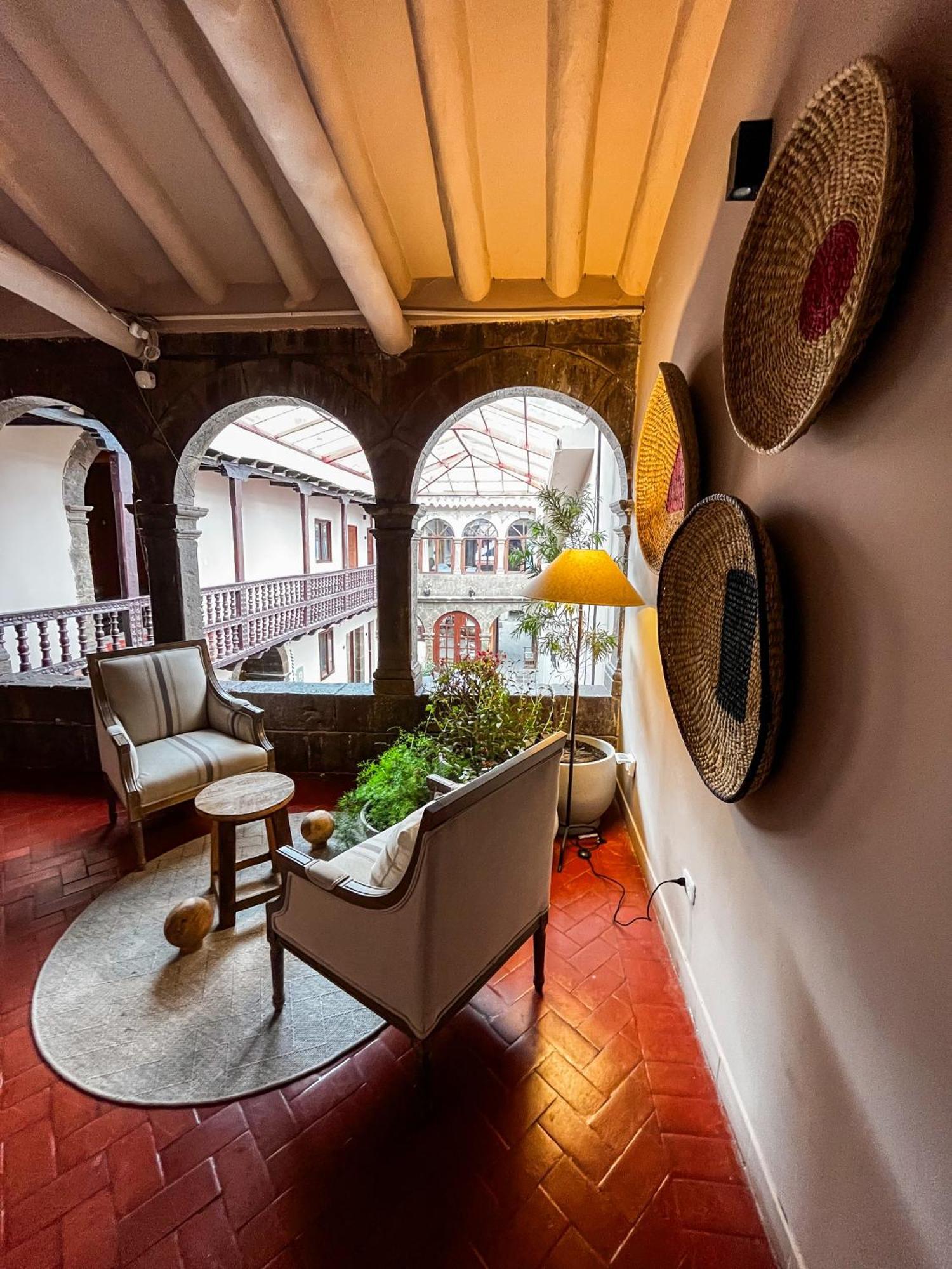 Hotel Plaza Saphi